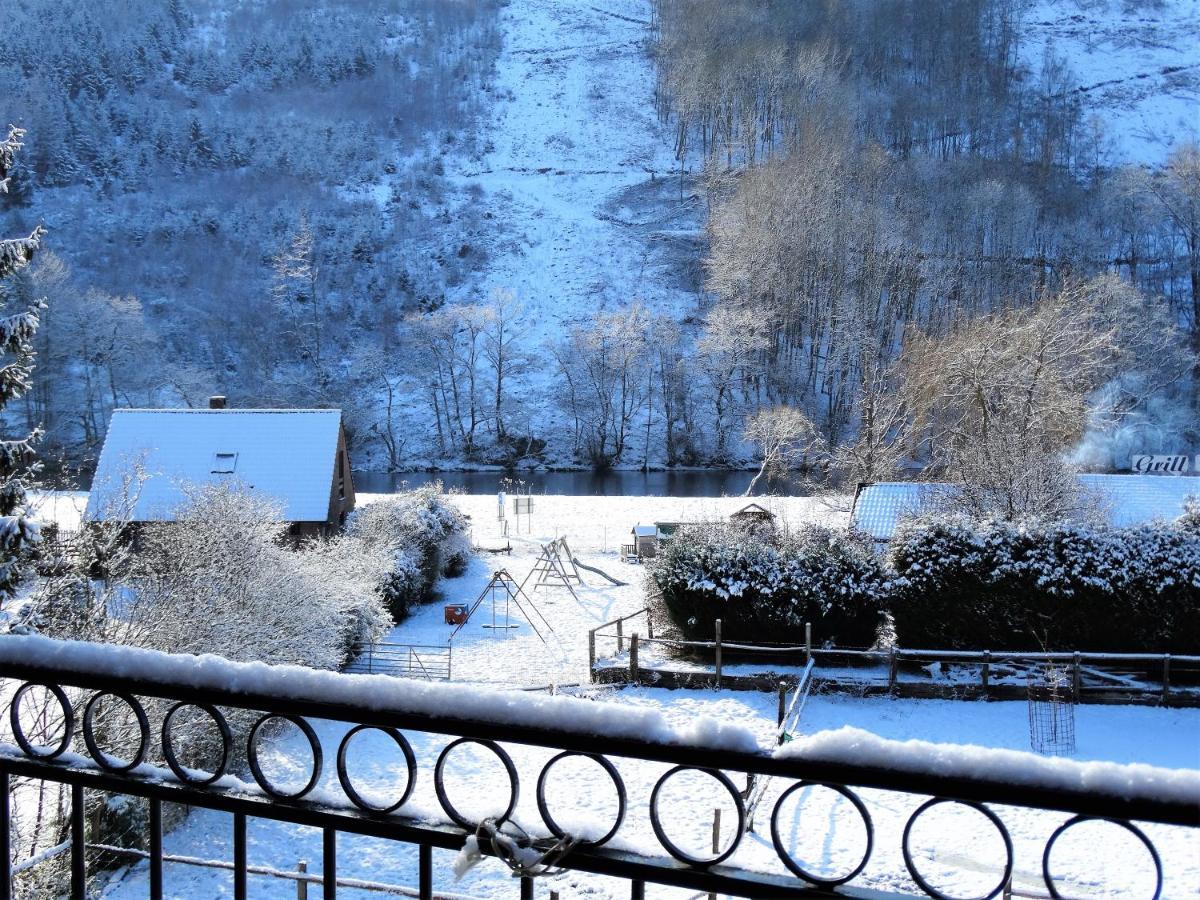 Апартаменты Relais Des Eveux Ла-Рош-ан-Арден Экстерьер фото